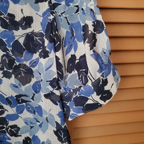 Chaps multi blue color floral blouse - Picture 4 of 5